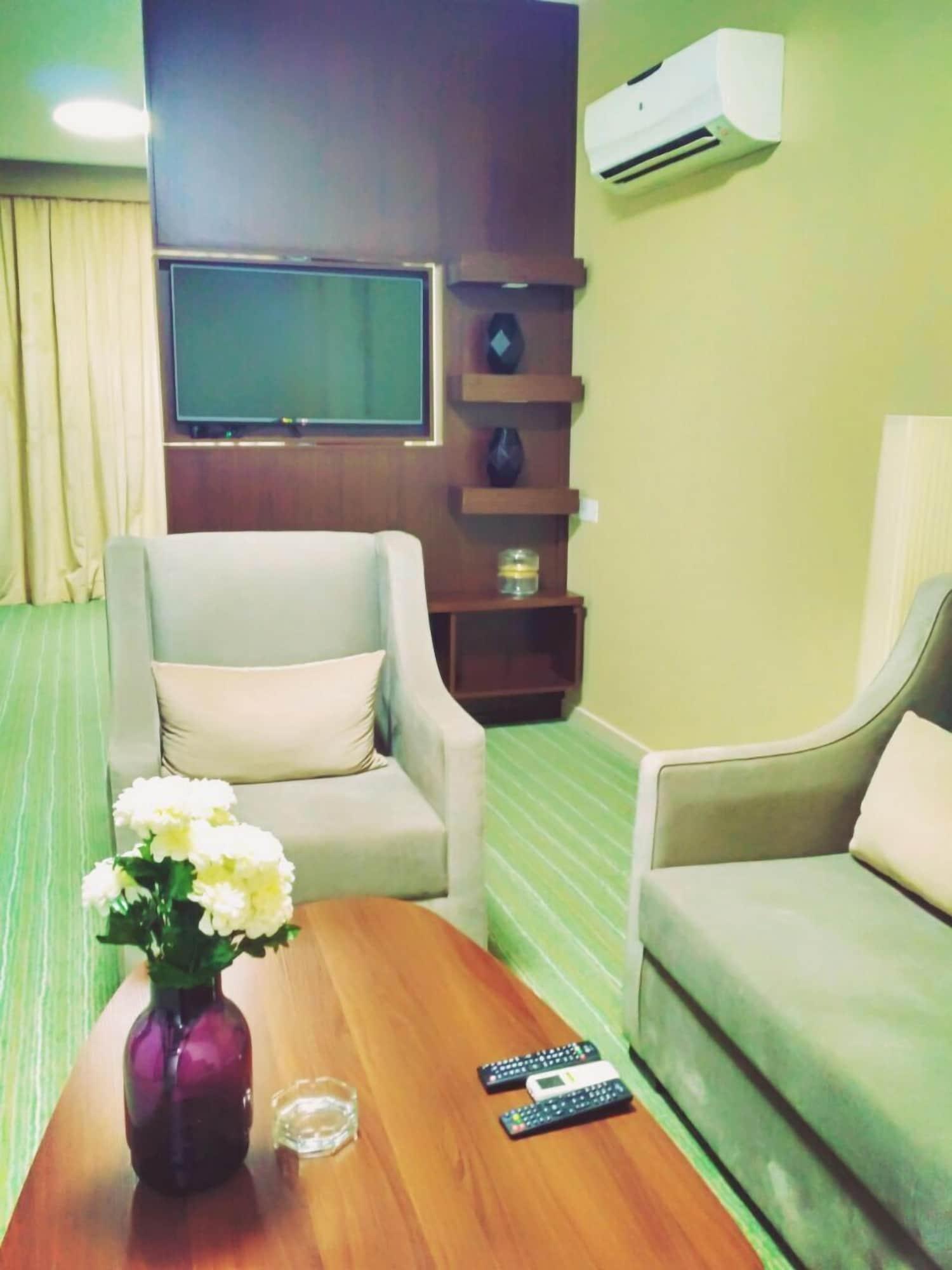 Al Dyafa Hotel 4*